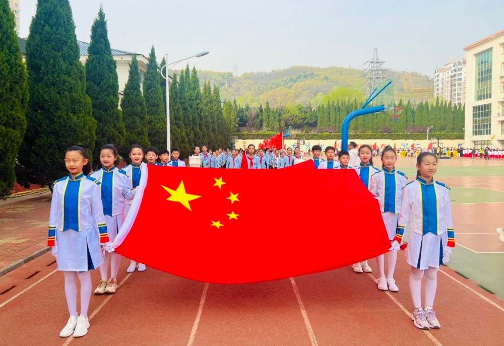 科技文體交融，“五育”之花盛放 ——北竹島小學(xué)第十四屆科技·文化·體育綜合運(yùn)動(dòng)會(huì)盛大開(kāi)幕